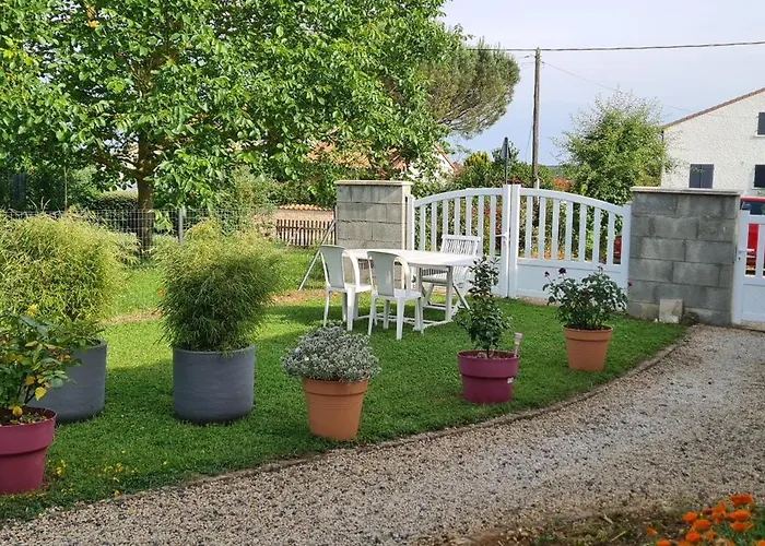 Independant Pres Du Futuroscope Et Poitiers Montamise